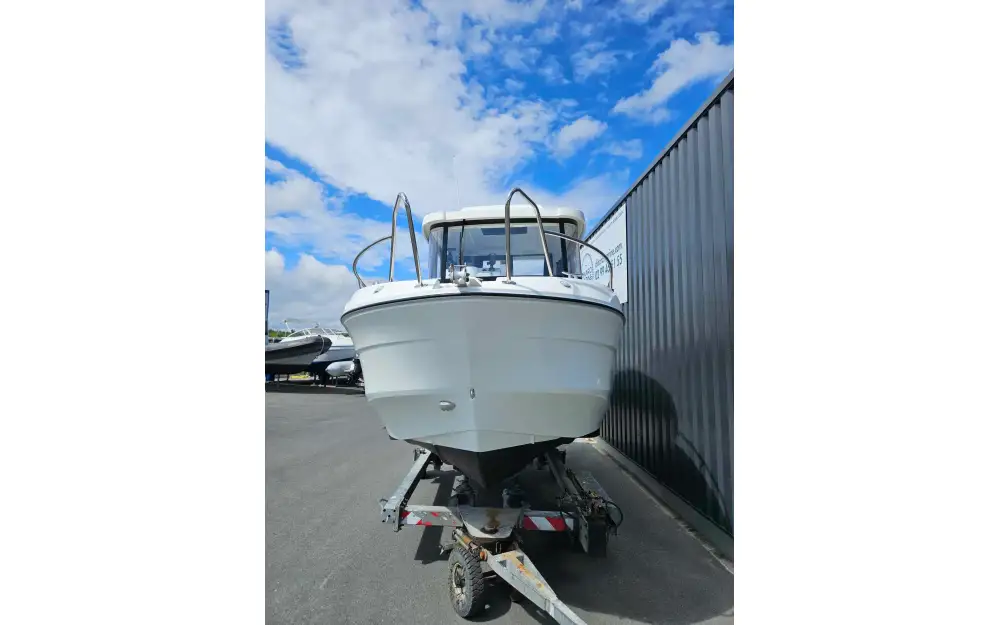 slider 3 Beneteau Barracuda 6