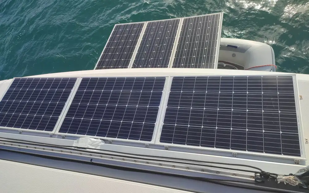 slider 10 Fountaine Pajot Helia 44