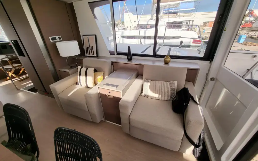 slider 4 Bali Catamarans Bali 4.6