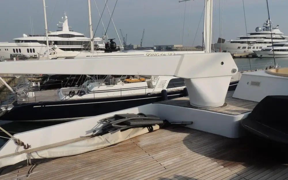 slider 23 Admiral  35