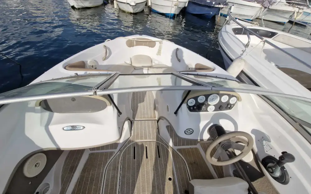 slider 1 Four Winns Horizon 180