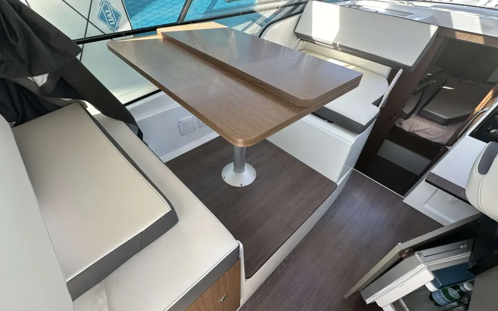 slider 10 Beneteau Antares 9 OB