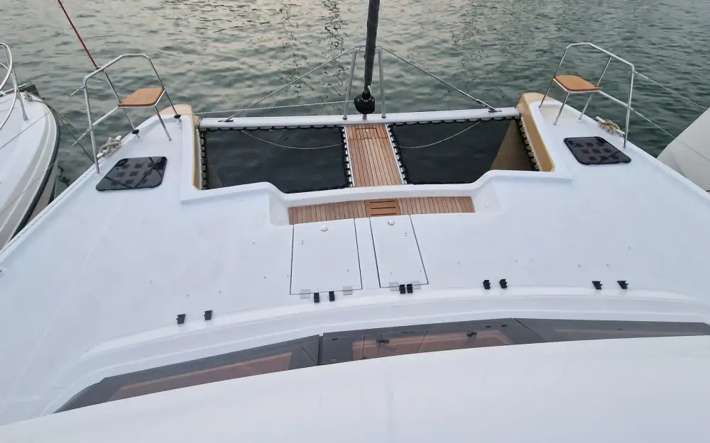slider 5 Indigo Yacht  45