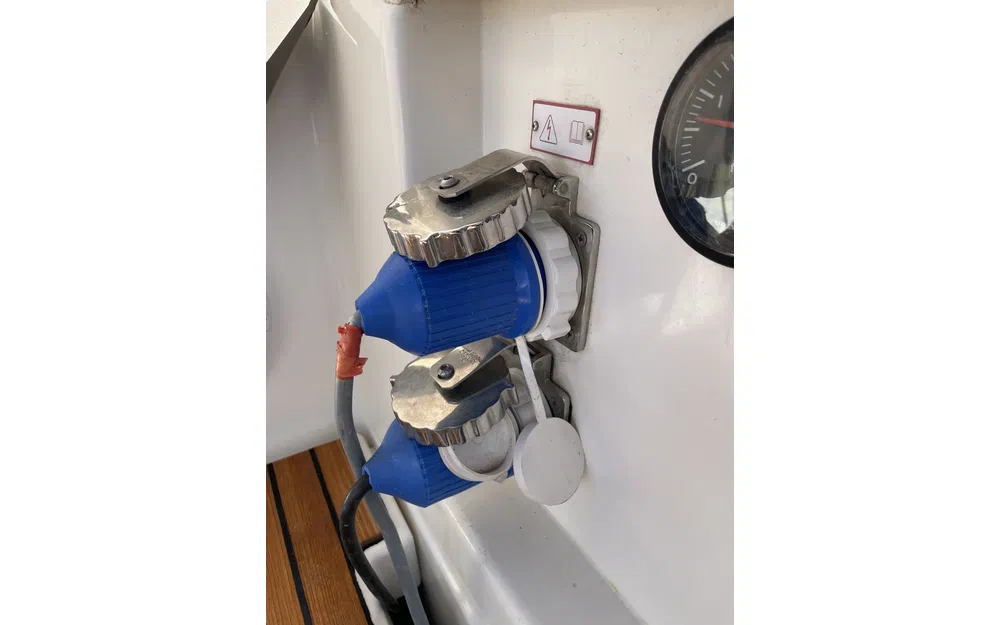 slider 15 Dufour 512