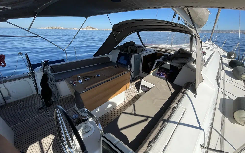 slider 33 Dufour 512