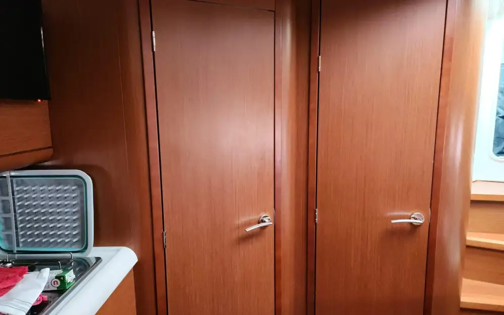slider 10 Beneteau Gran Turismo 38