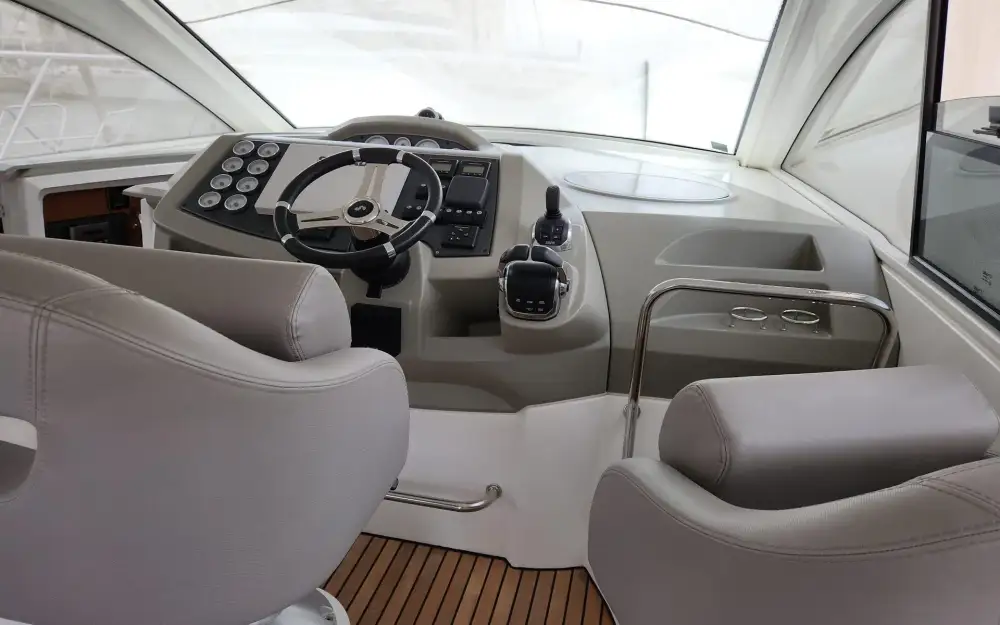 slider 21 Beneteau Gran Turismo 38