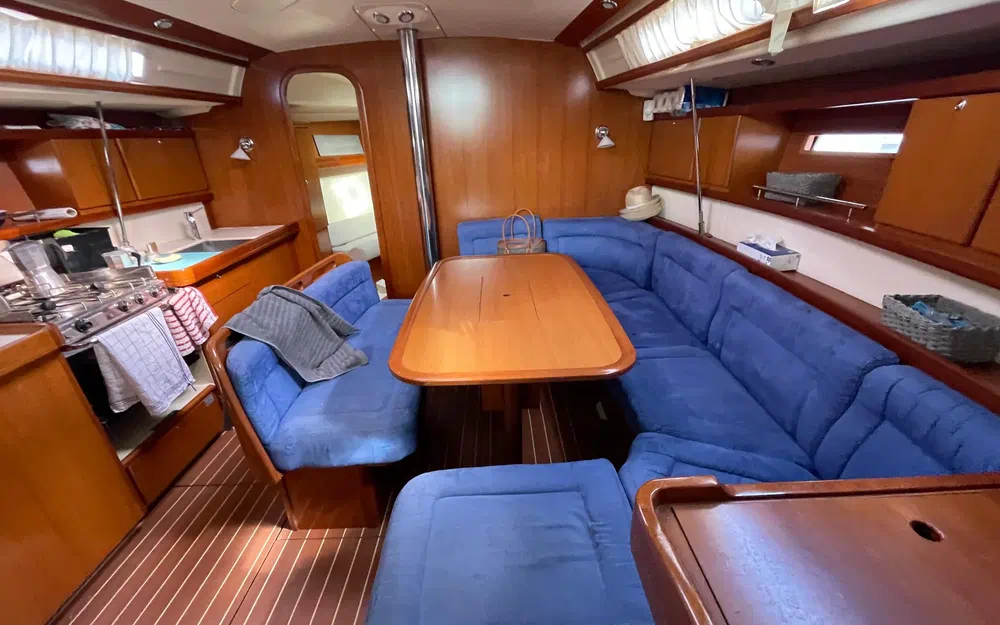 slider 10 Dufour 425