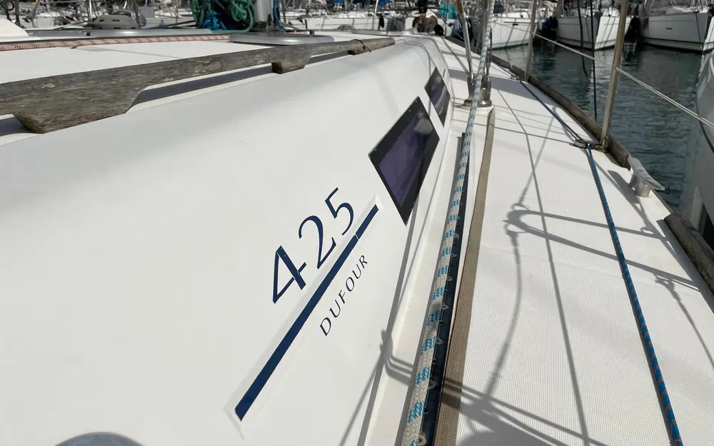 slider 22 Dufour 425