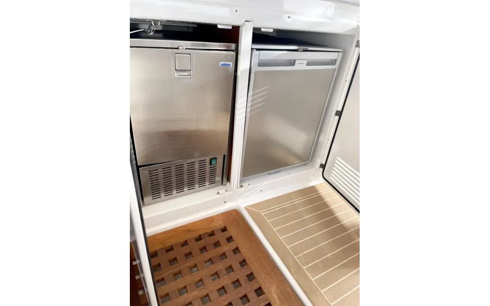 slider 27 Lagoon  46 - null