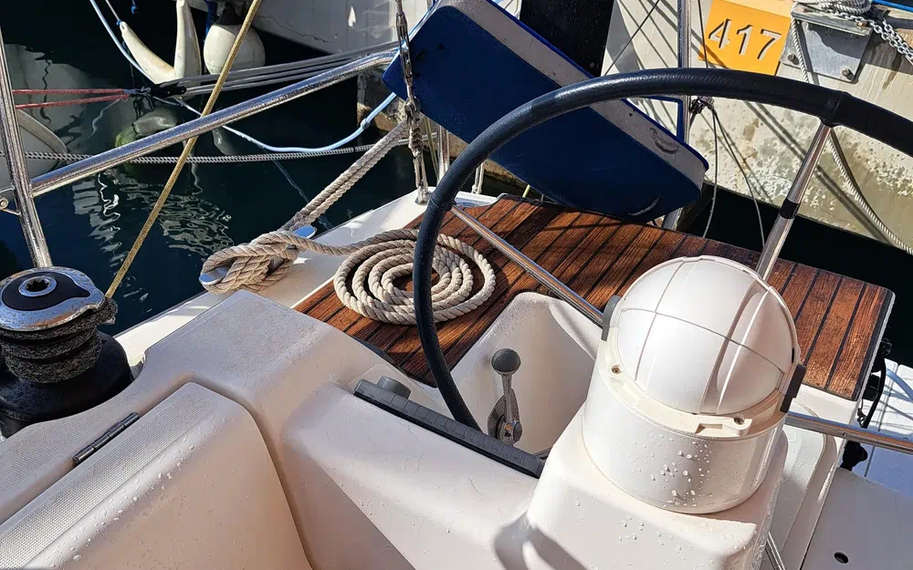 slider 13 Dufour 375