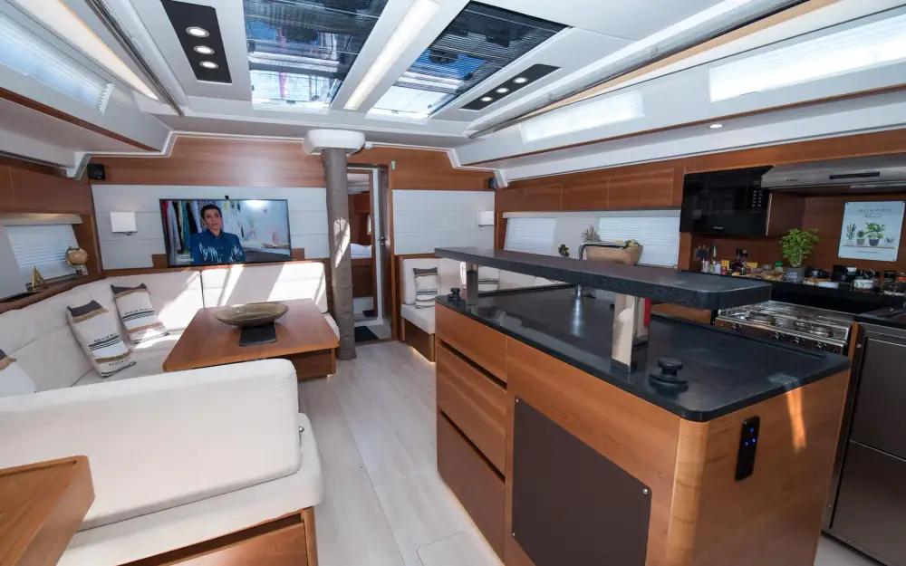 slider 1 Hanse  588