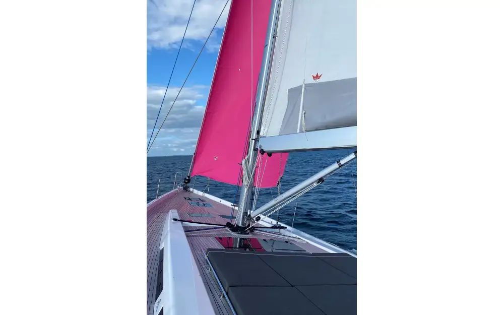 slider 24 Hanse  588