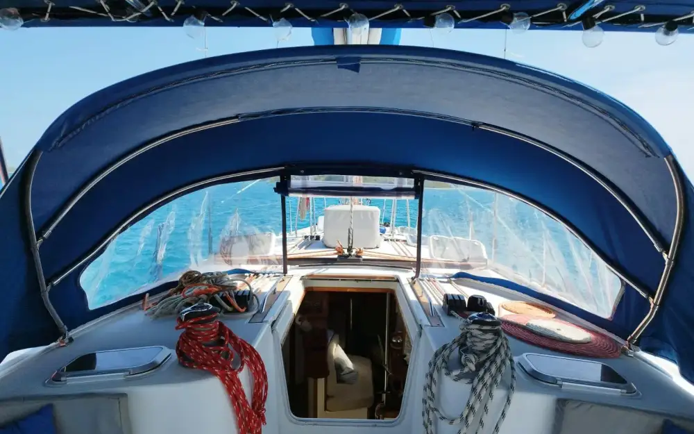 slider 25 Jeanneau Sun Odyssey 49