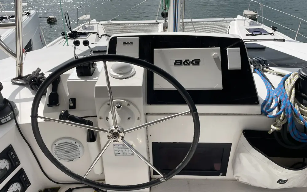 slider 25 Nautitech  46