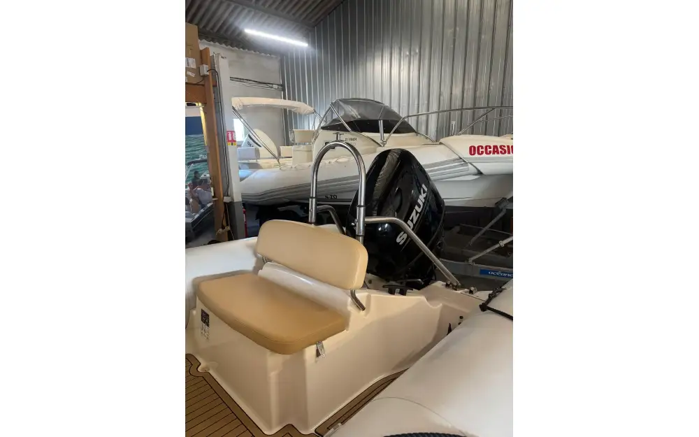 slider 3 Bombard Sunrider 650 Pvc