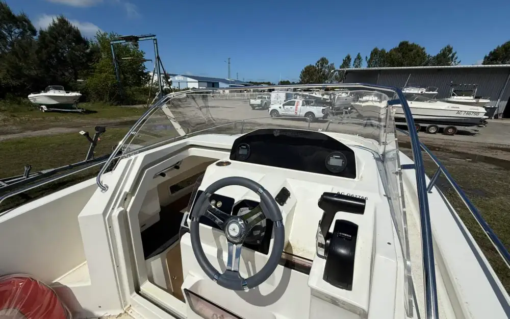 slider 3 Pacific Craft  700 SC