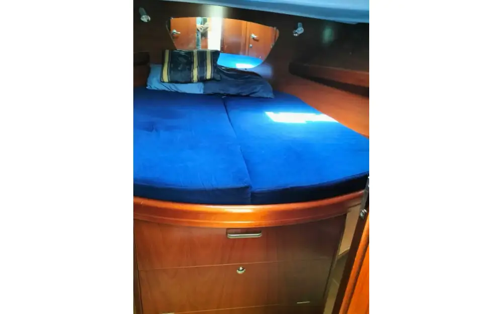 slider 6 Beneteau Antares 10.80