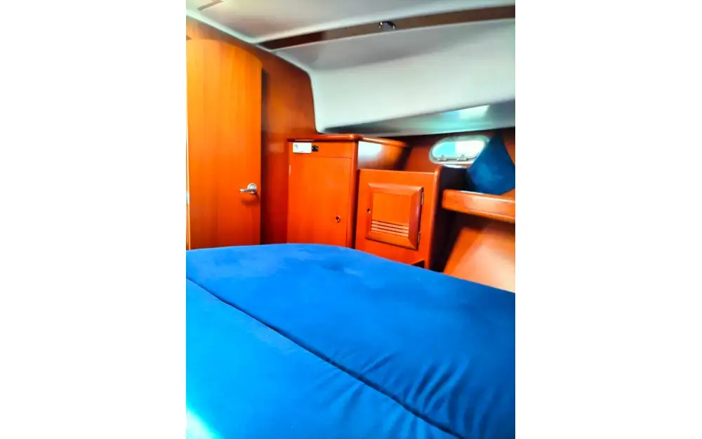 slider 7 Beneteau Antares 10.80