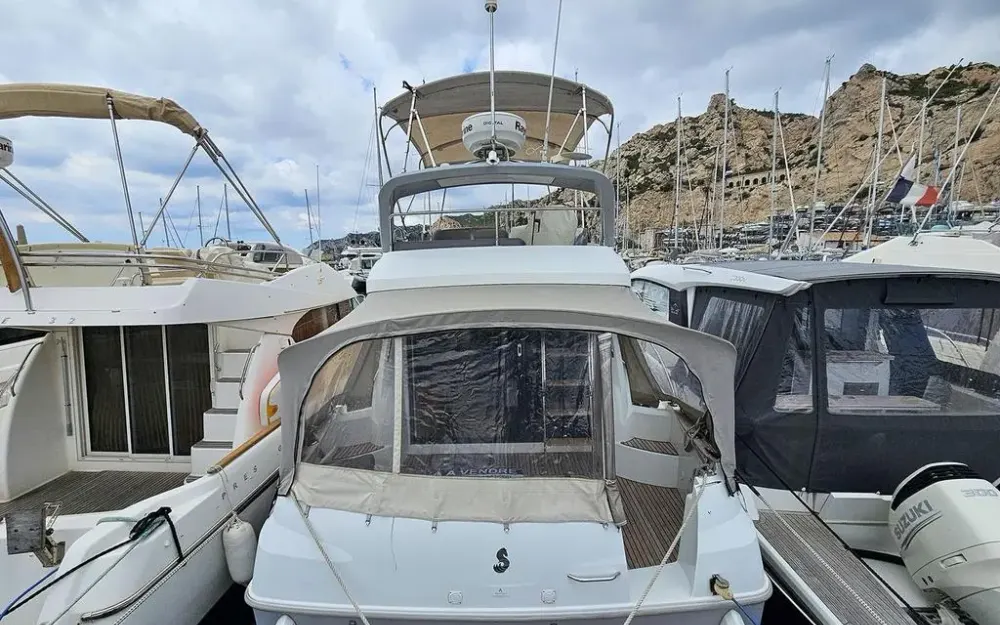 slider 6 Beneteau Antares 36