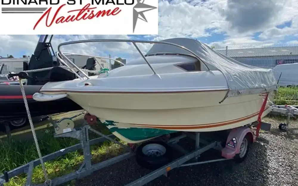 slider 19 Quicksilver  470 Cabine