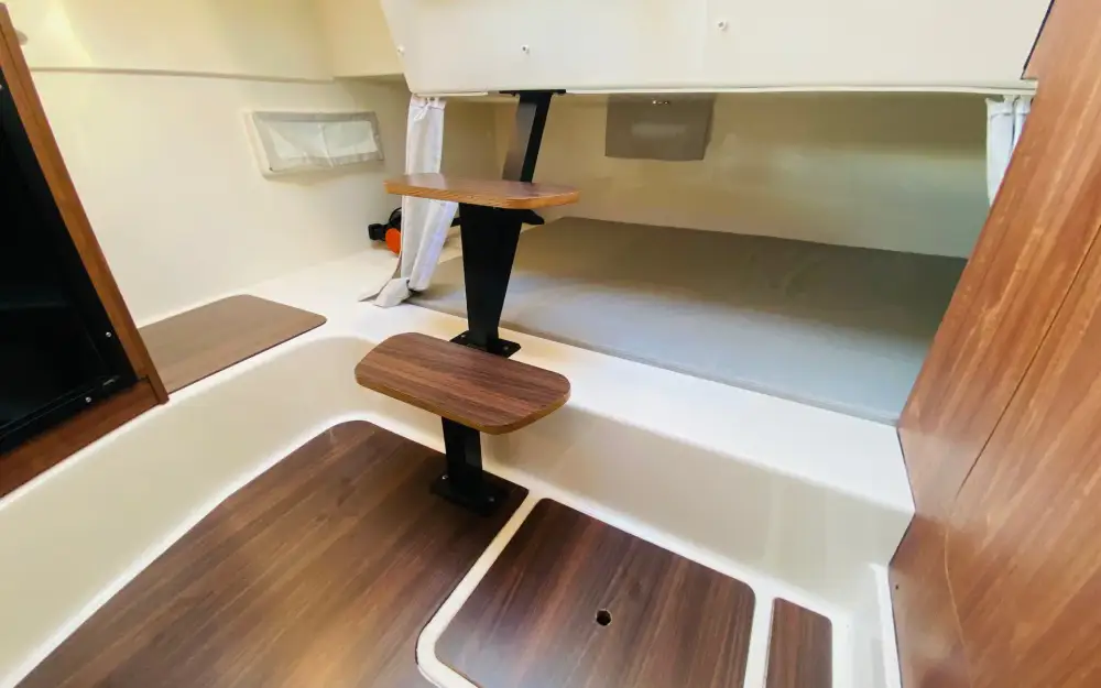 slider 22 Quicksilver Activ 875 Sundeck