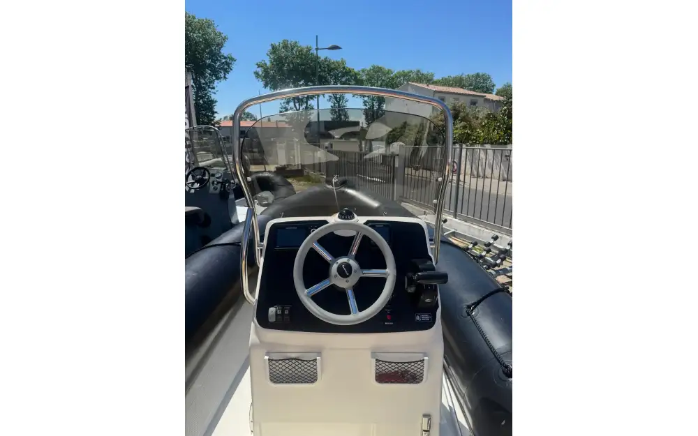 slider 2 Bombard Sunrider 650 Pvc