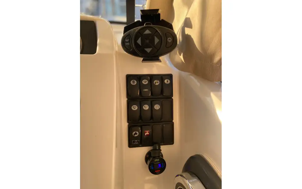 slider 15 Beneteau Barracuda 7