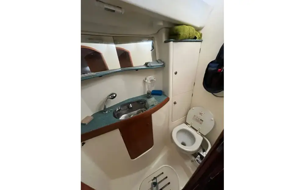 slider 21 Jeanneau Sun Odyssey 43