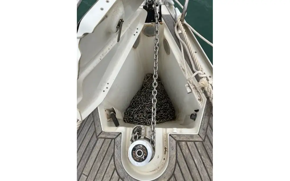 slider 3 Jeanneau Sun Odyssey 43