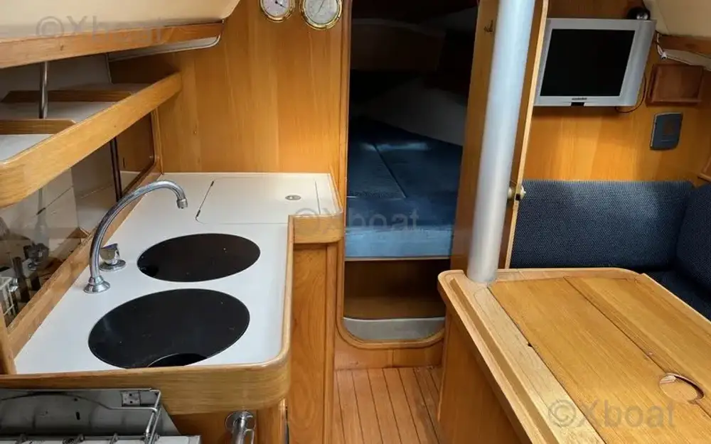 slider 4 Beneteau Oceanis 320