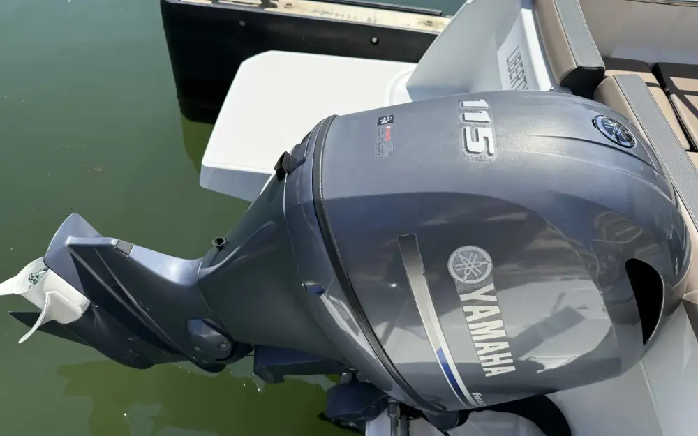 slider 18 Jeanneau Merry Fisher 605