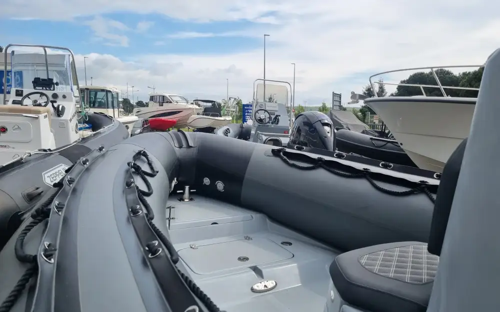slider 7 3D Tender Patrol 650