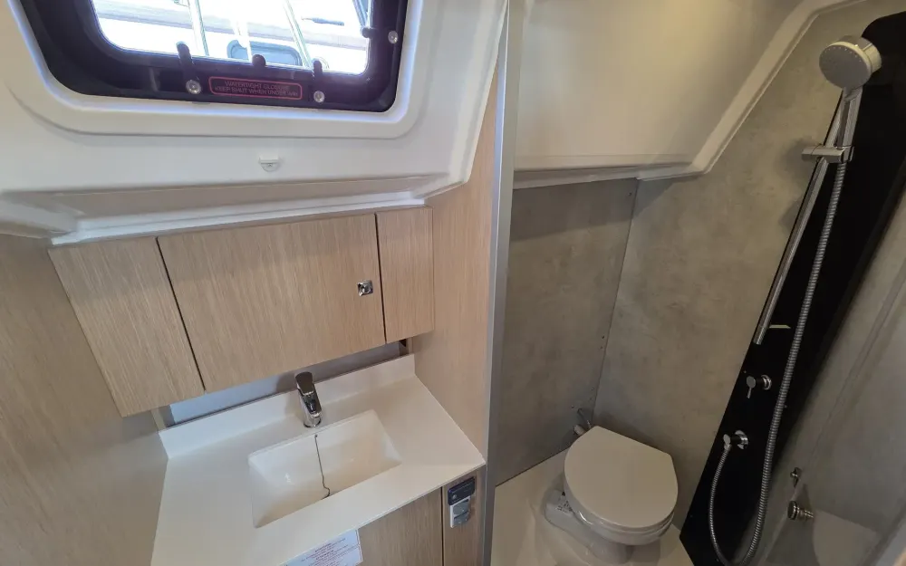 slider 19 Bavaria C42