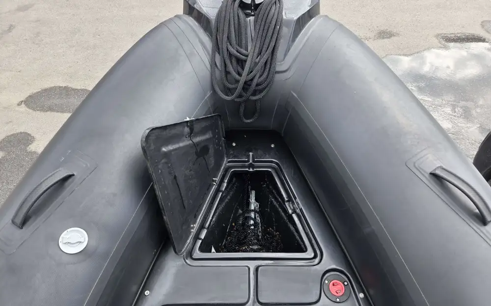 slider 10 Brig Navigator 570