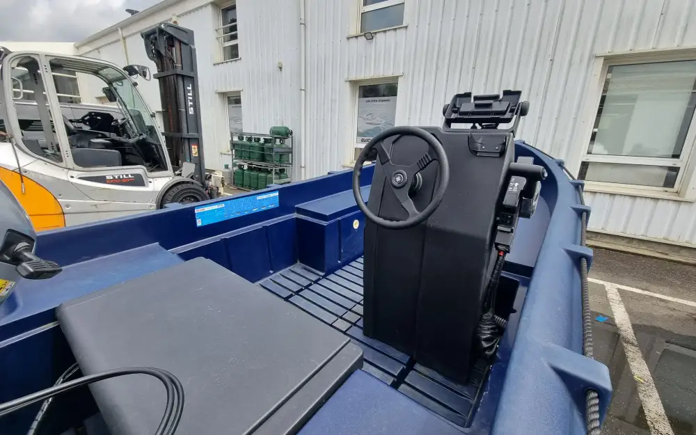 slider 4 Whaly  435
