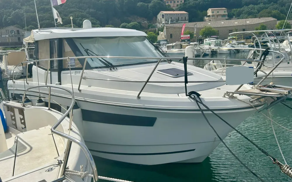 slider 2 Jeanneau Merry Fisher