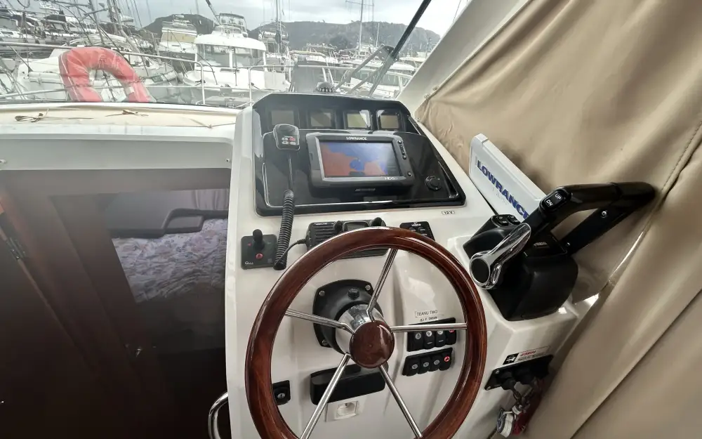 slider 3 Jeanneau Merry Fisher