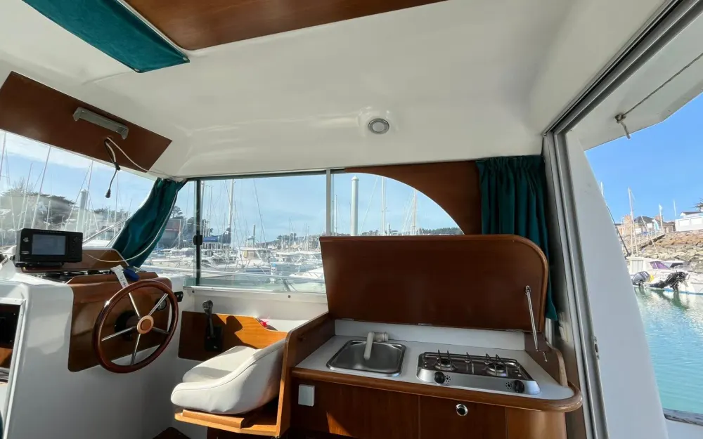slider 9 Beneteau Antares 760