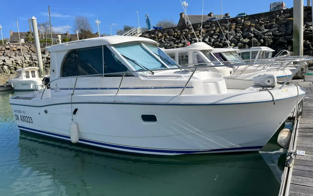 slider 20 Beneteau Antares 760