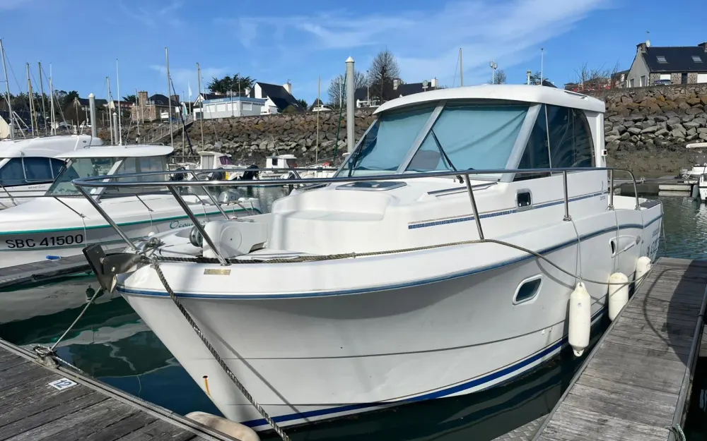 slider 23 Beneteau Antares 760