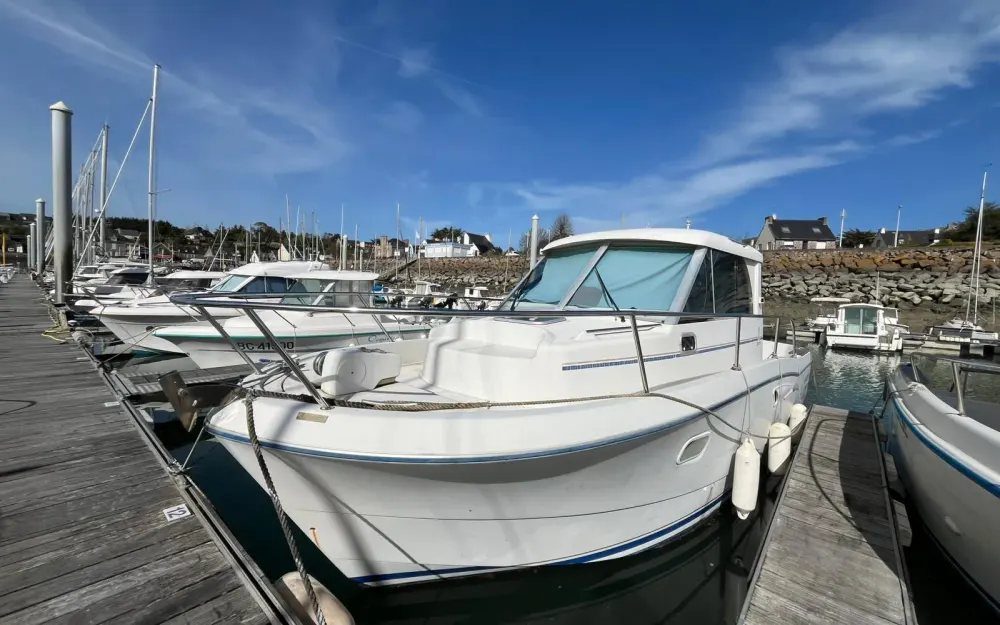 slider 25 Beneteau Antares 760