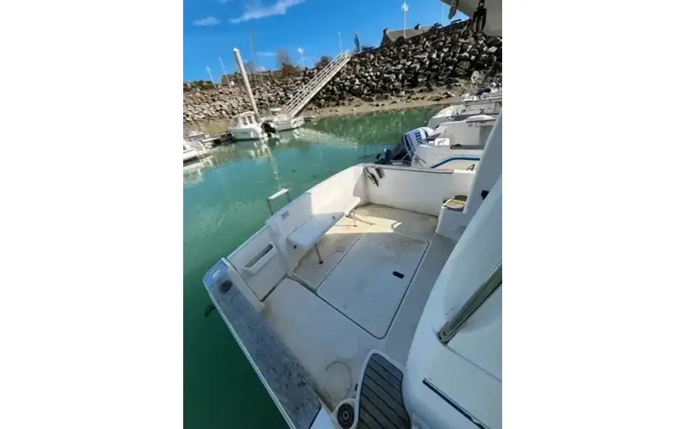 slider 4 Beneteau Antares 760