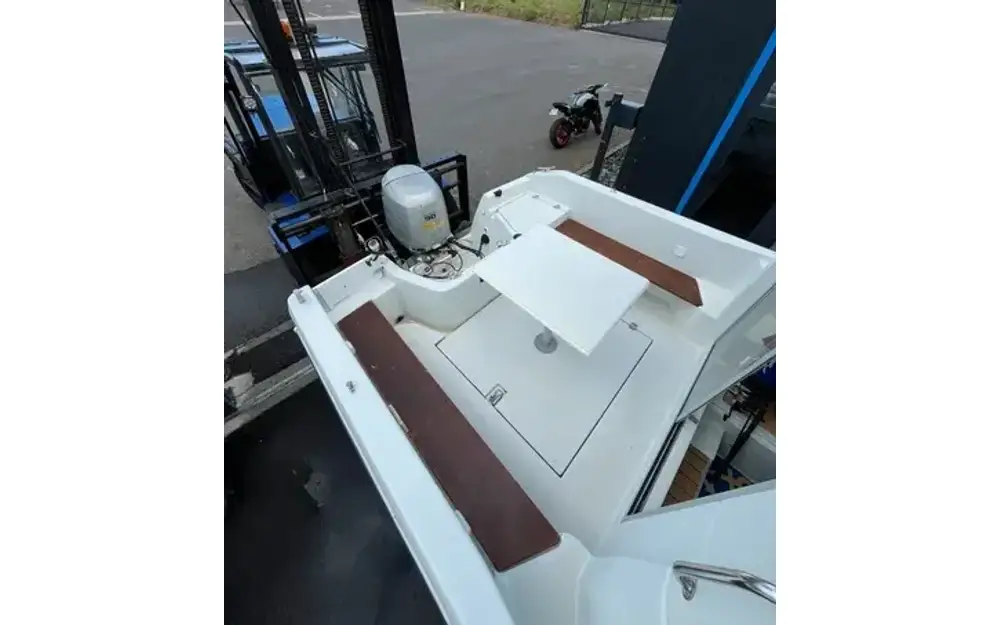 slider 2 Jeanneau Merry Fisher 610