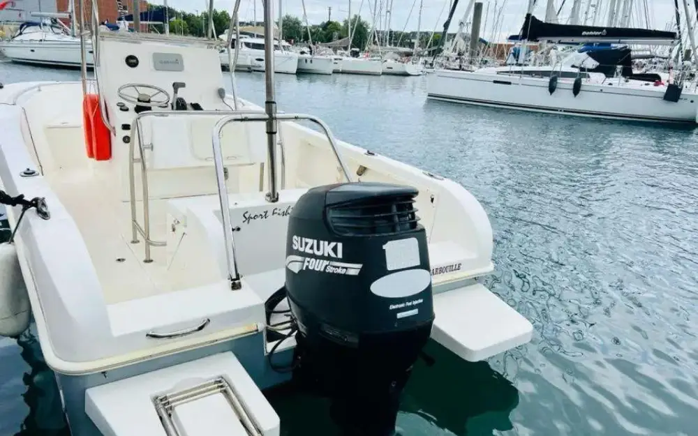slider 10 Uniquest Marine Uniquest 600
