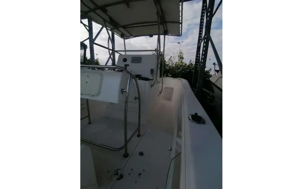 slider 18 Uniquest Marine Uniquest 600