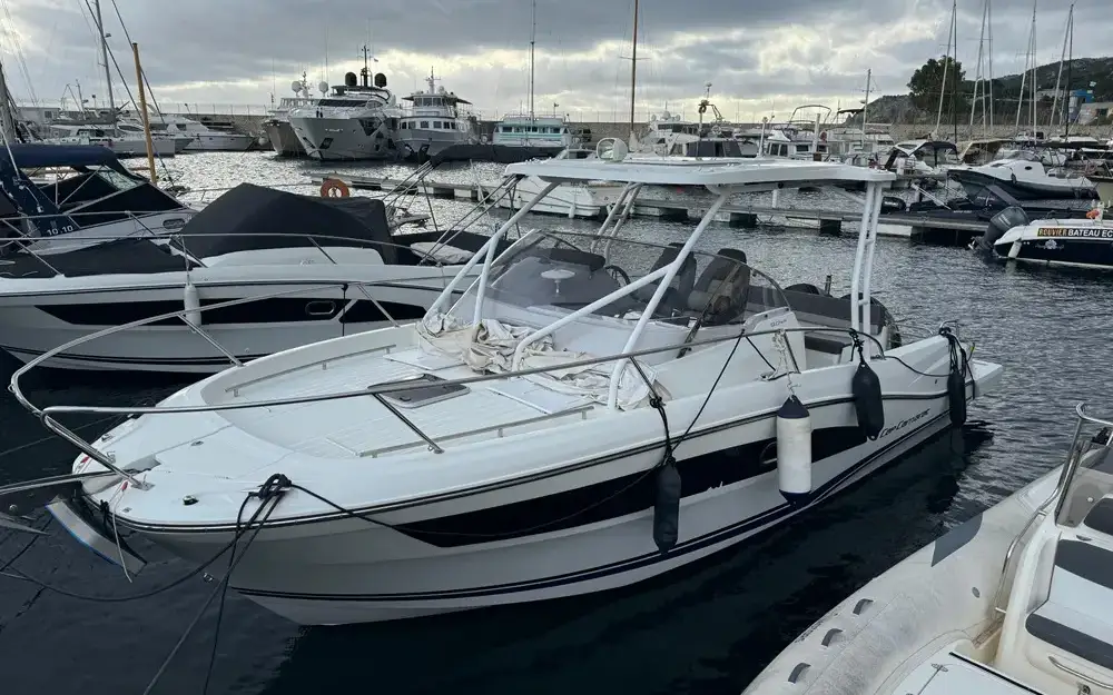 slider 1 Jeanneau Cap Camarat 9.0 WA