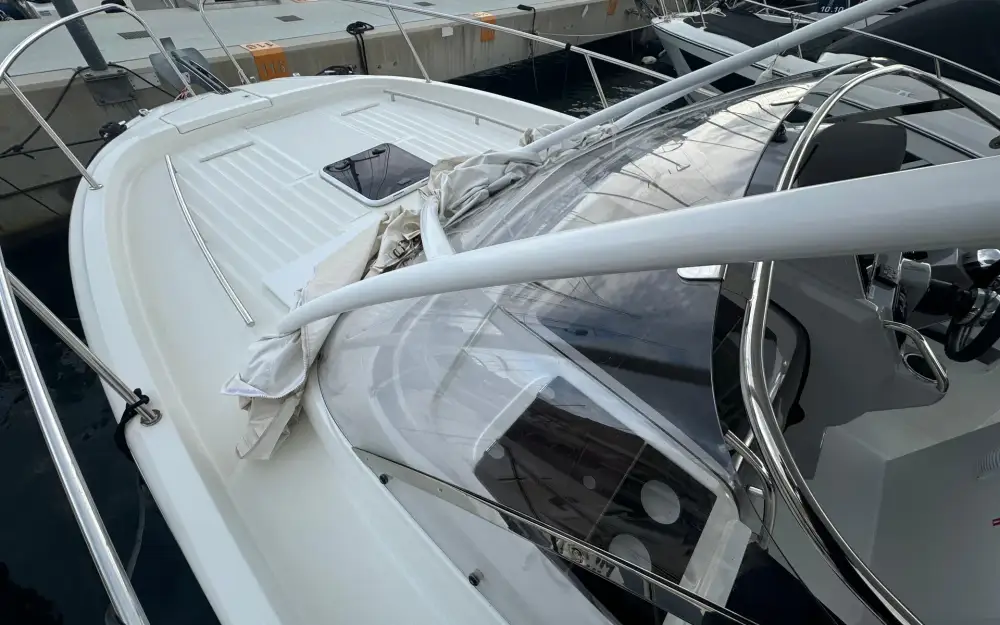 slider 2 Jeanneau Cap Camarat 9.0 WA