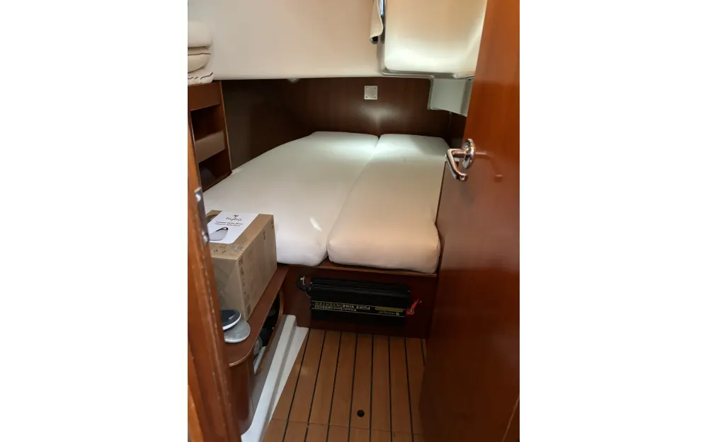 slider 12 Beneteau Oceanis 411