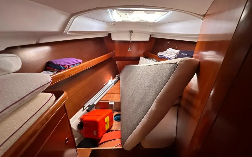slider 15 Beneteau Oceanis 411